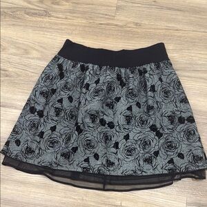 Chic Black and Gray Floral Skater Skirt